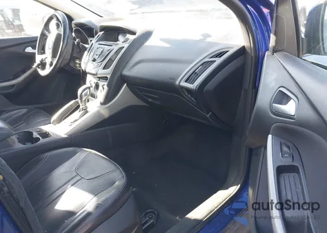 2013 Ford Focus Se z USA, uszkodzony, nr VIN 1FADP3K29DL302927